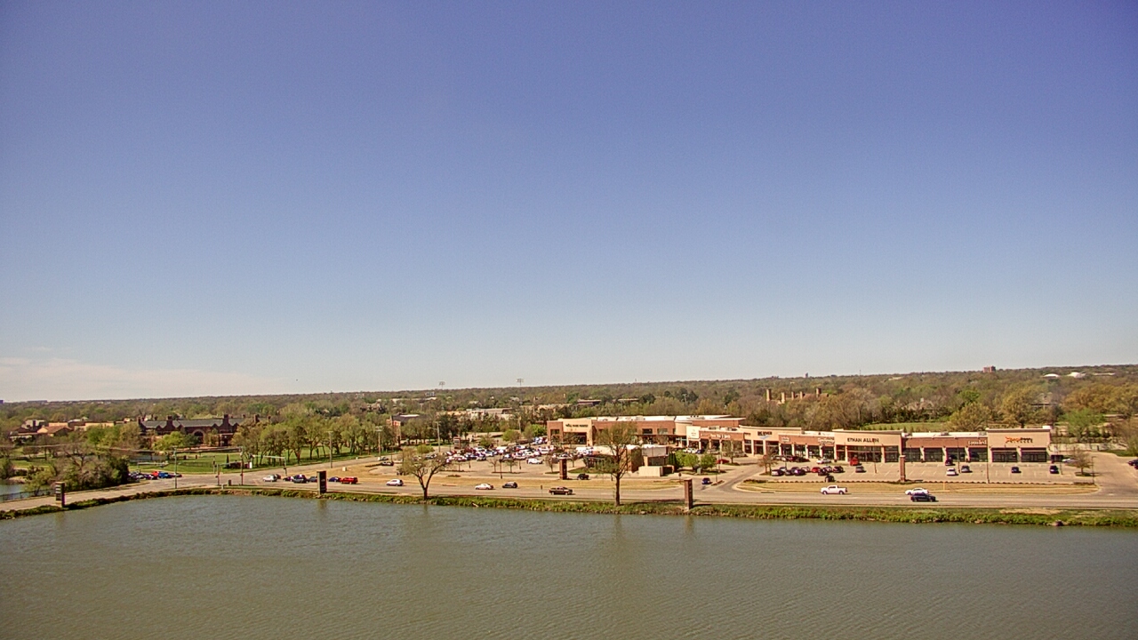 Thumbnail for current weather camera view from Commerce Bank in Wichita, Kansas