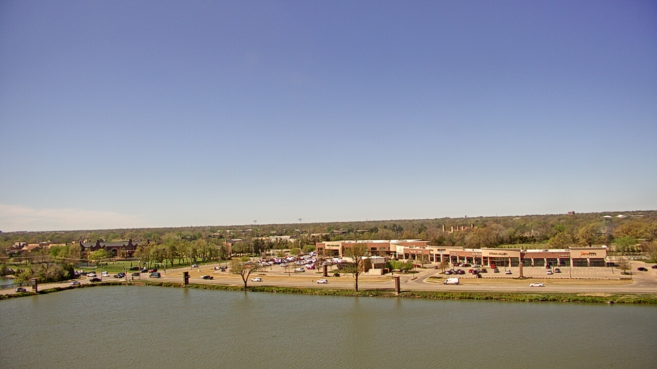 Thumbnail for current weather camera view from Commerce Bank in Wichita, Kansas