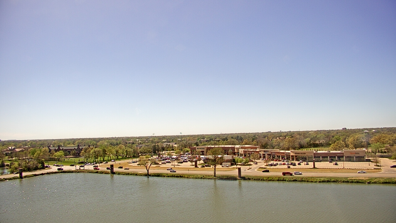 Thumbnail for current weather camera view from Commerce Bank in Wichita, Kansas