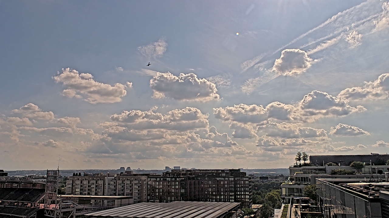 Thumbnail for current weather camera view from Hampton Inn in Washington, District Of Columbia