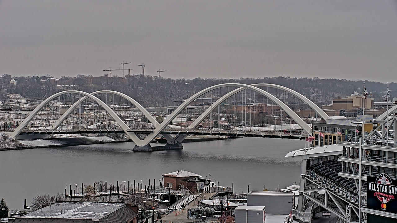 Thumbnail for current weather camera view from Hampton Inn in Washington, District Of Columbia
