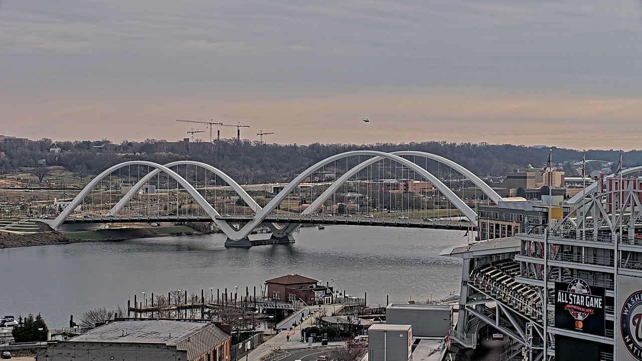 Thumbnail for current weather camera view from Hampton Inn in Washington, District Of Columbia