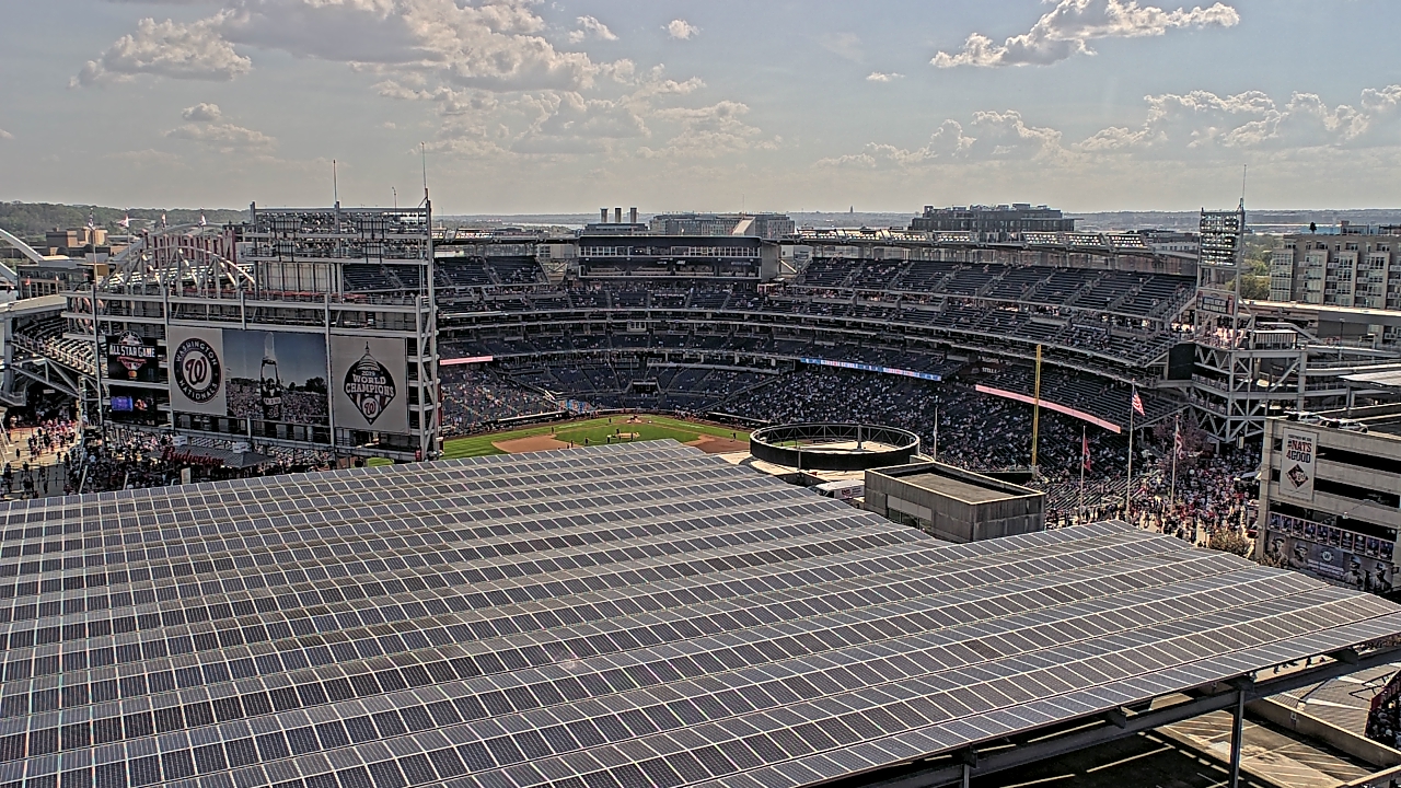 Thumbnail for current weather camera view from Hampton Inn in Washington, District Of Columbia