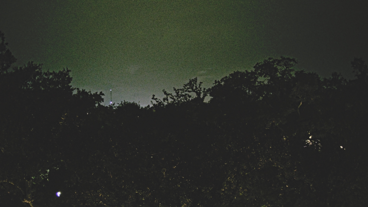 Thumbnail for current weather camera view from Metairie Club Gardens in Metairie, Louisiana