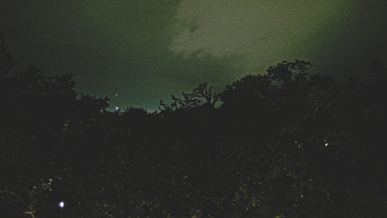 Thumbnail for current weather camera view from Metairie Club Gardens in Metairie, Louisiana