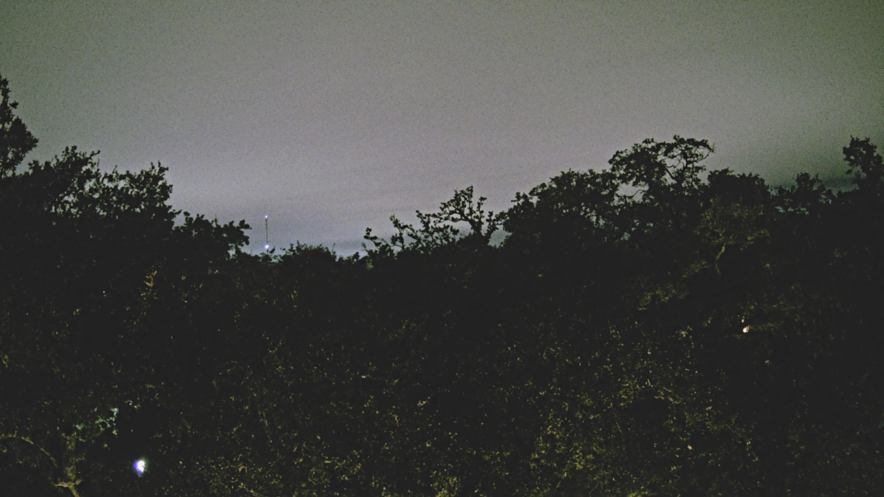 Thumbnail for current weather camera view from Metairie Club Gardens in Metairie, Louisiana