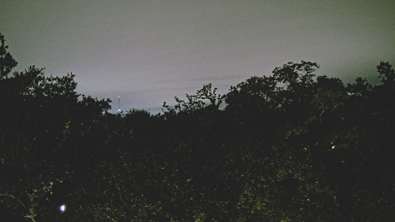 Thumbnail for current weather camera view from Metairie Club Gardens in Metairie, Louisiana