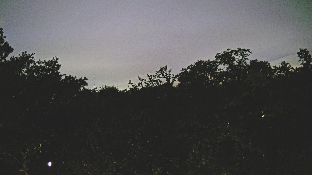 Thumbnail for current weather camera view from Metairie Club Gardens in Metairie, Louisiana