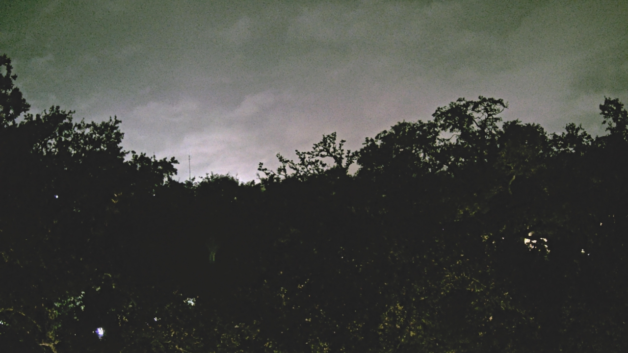 Thumbnail for current weather camera view from Metairie Club Gardens in Metairie, Louisiana