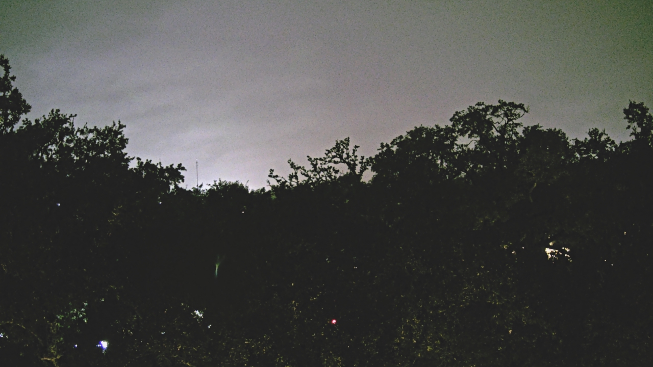 Thumbnail for current weather camera view from Metairie Club Gardens in Metairie, Louisiana