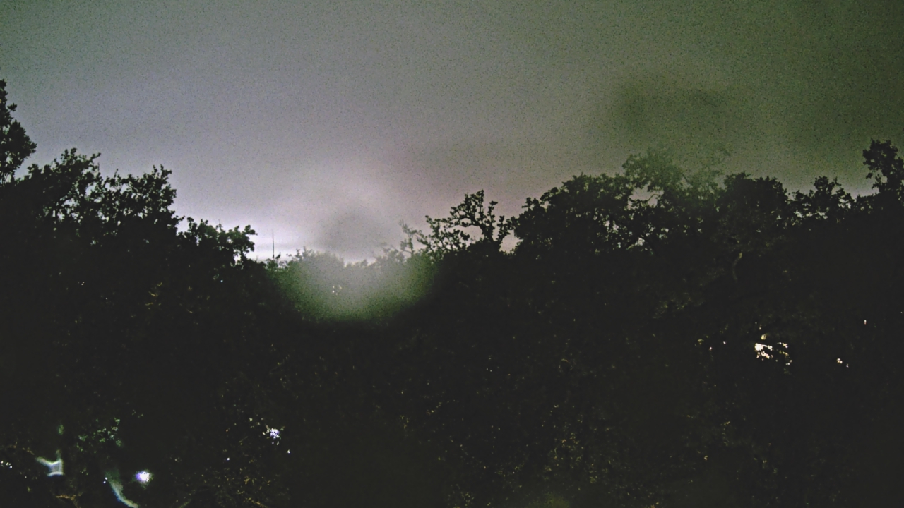 Thumbnail for current weather camera view from Metairie Club Gardens in Metairie, Louisiana