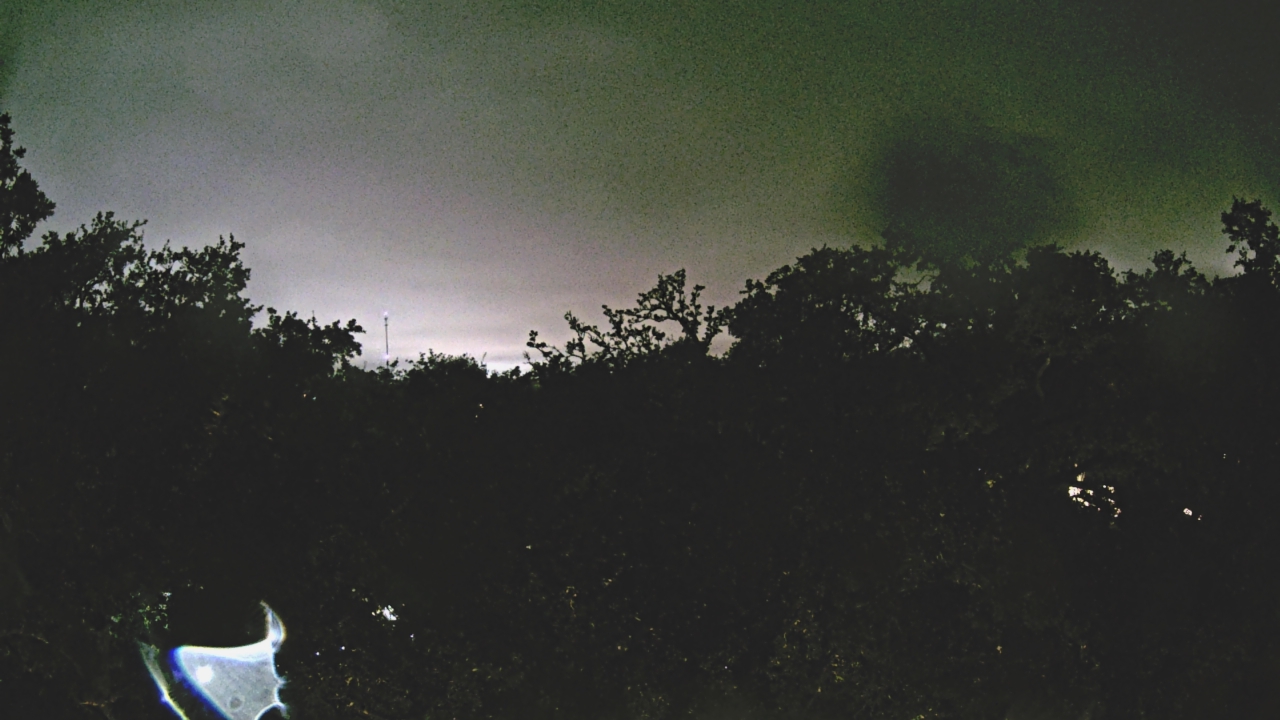 Thumbnail for current weather camera view from Metairie Club Gardens in Metairie, Louisiana