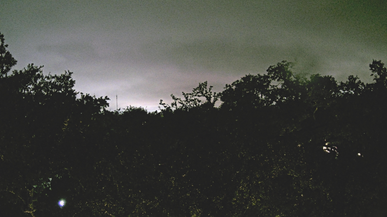 Thumbnail for current weather camera view from Metairie Club Gardens in Metairie, Louisiana