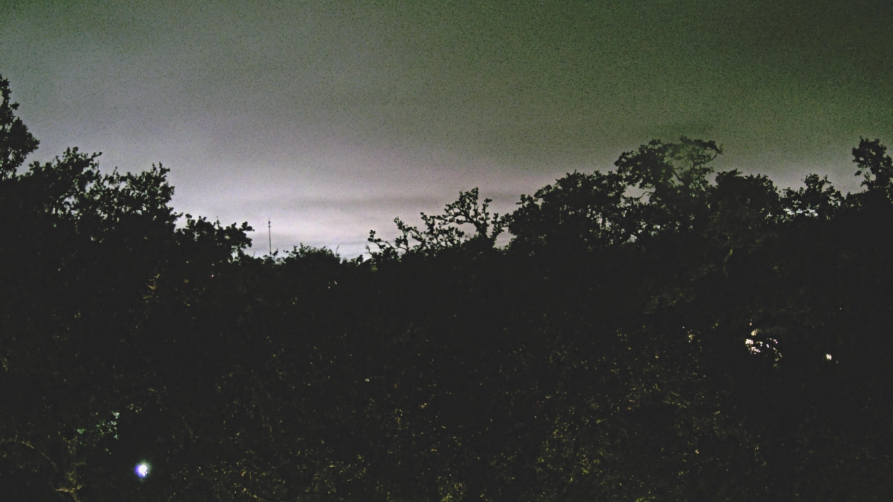 Thumbnail for current weather camera view from Metairie Club Gardens in Metairie, Louisiana