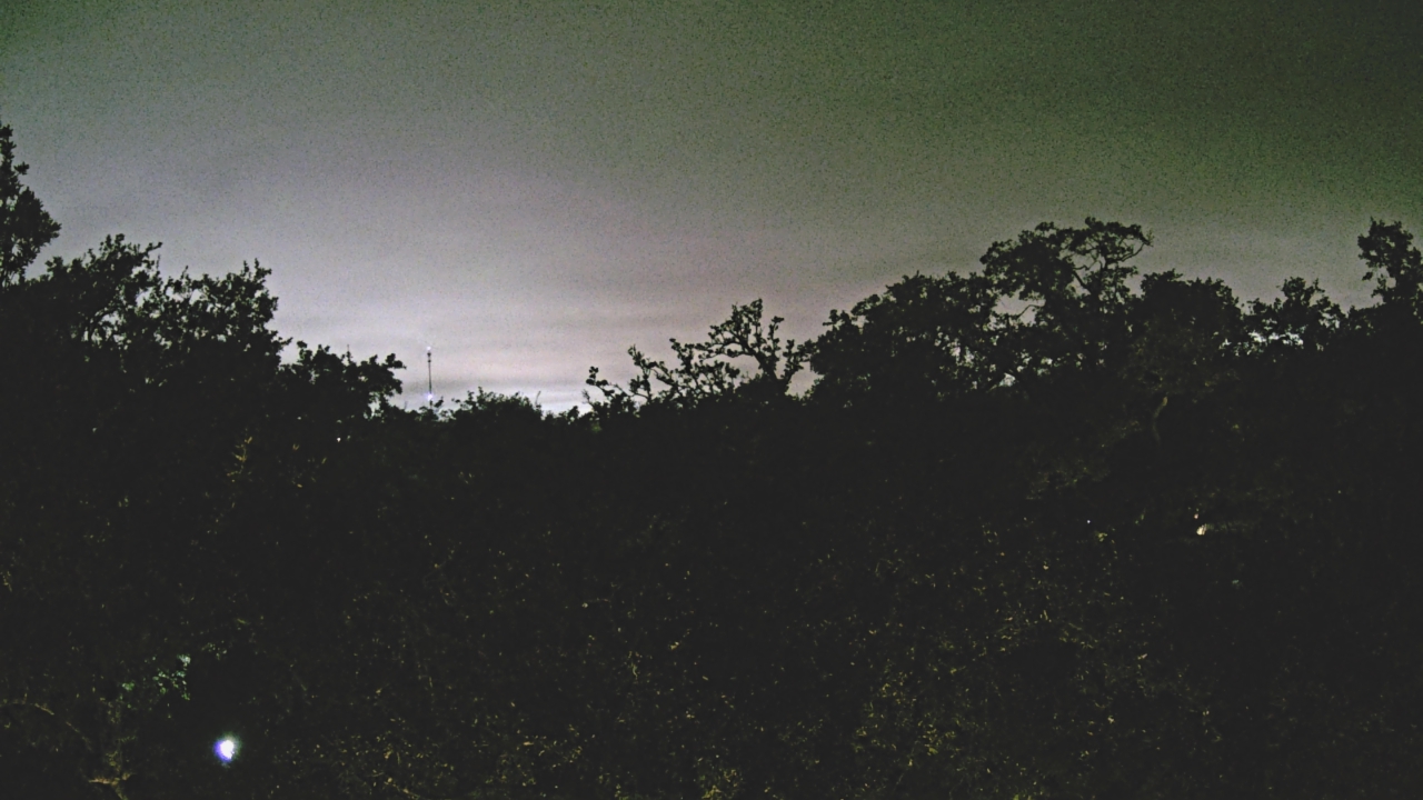 Thumbnail for current weather camera view from Metairie Club Gardens in Metairie, Louisiana