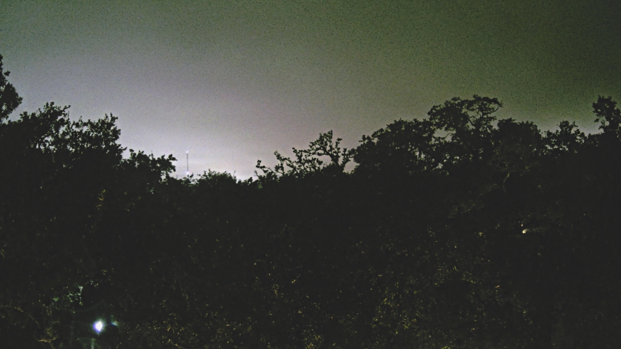 Thumbnail for current weather camera view from Metairie Club Gardens in Metairie, Louisiana