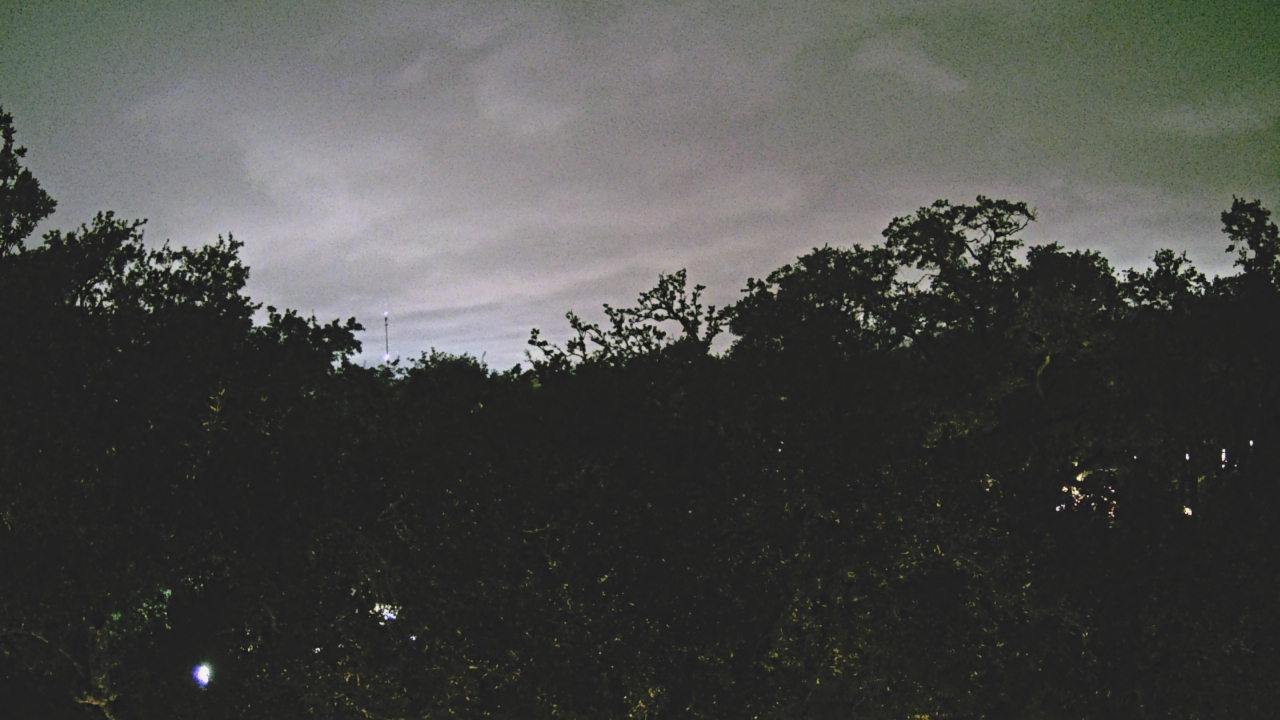 Thumbnail for current weather camera view from Metairie Club Gardens in Metairie, Louisiana