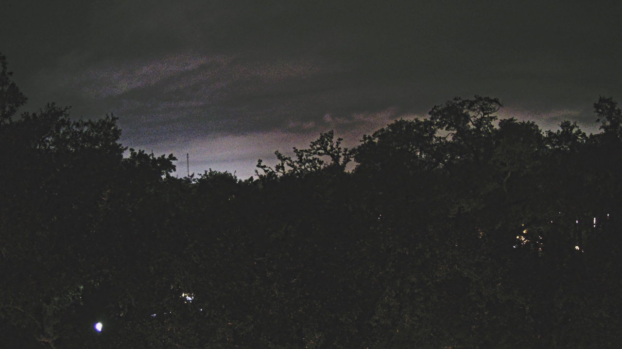 Thumbnail for current weather camera view from Metairie Club Gardens in Metairie, Louisiana