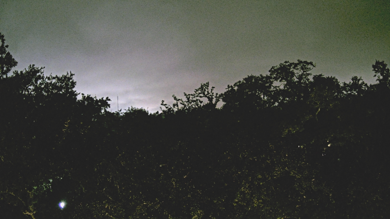 Thumbnail for current weather camera view from Metairie Club Gardens in Metairie, Louisiana