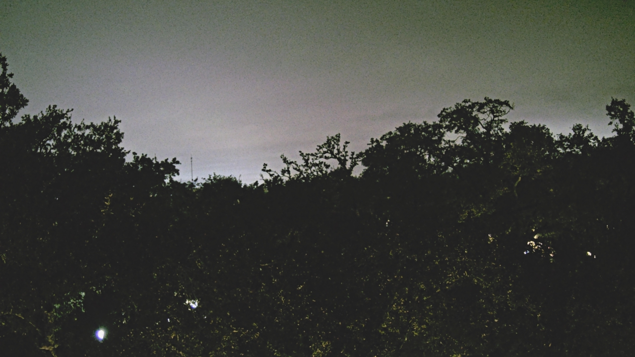 Thumbnail for current weather camera view from Metairie Club Gardens in Metairie, Louisiana