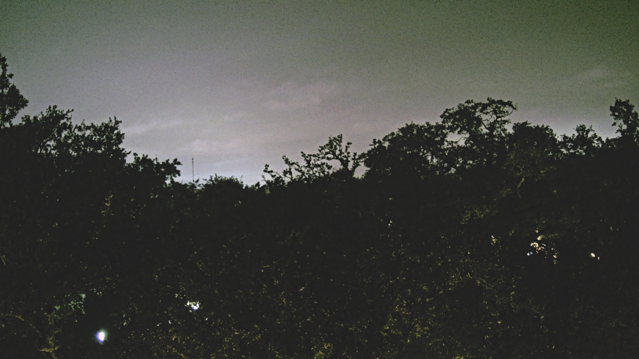 Thumbnail for current weather camera view from Metairie Club Gardens in Metairie, Louisiana