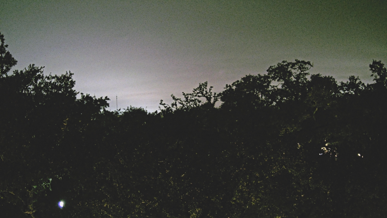 Thumbnail for current weather camera view from Metairie Club Gardens in Metairie, Louisiana