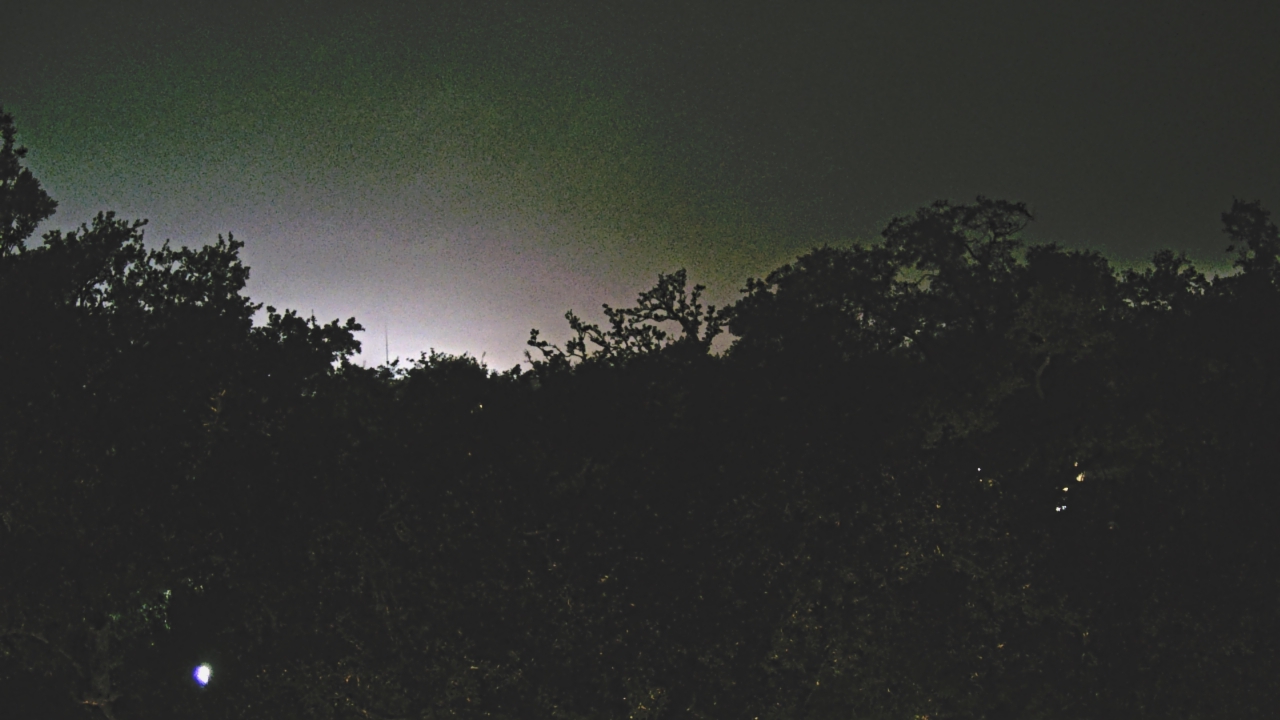 Thumbnail for current weather camera view from Metairie Club Gardens in Metairie, Louisiana