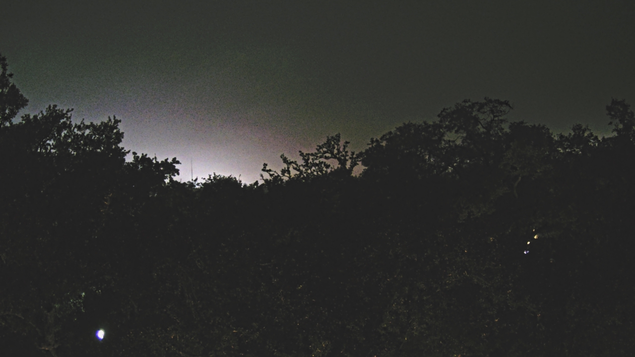 Thumbnail for current weather camera view from Metairie Club Gardens in Metairie, Louisiana