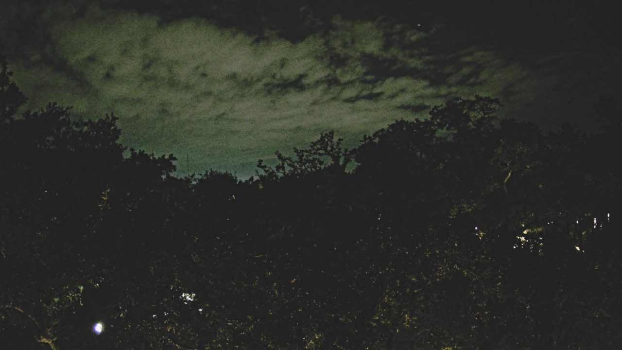 Thumbnail for current weather camera view from Metairie Club Gardens in Metairie, Louisiana