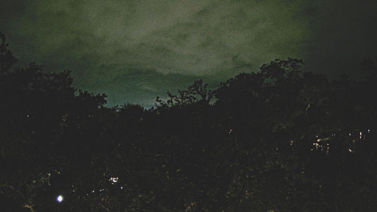 Thumbnail for current weather camera view from Metairie Club Gardens in Metairie, Louisiana