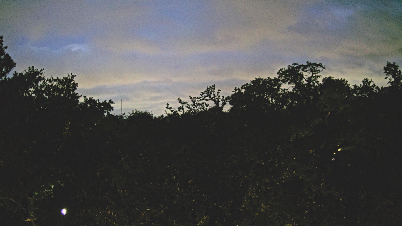 Thumbnail for current weather camera view from Metairie Club Gardens in Metairie, Louisiana