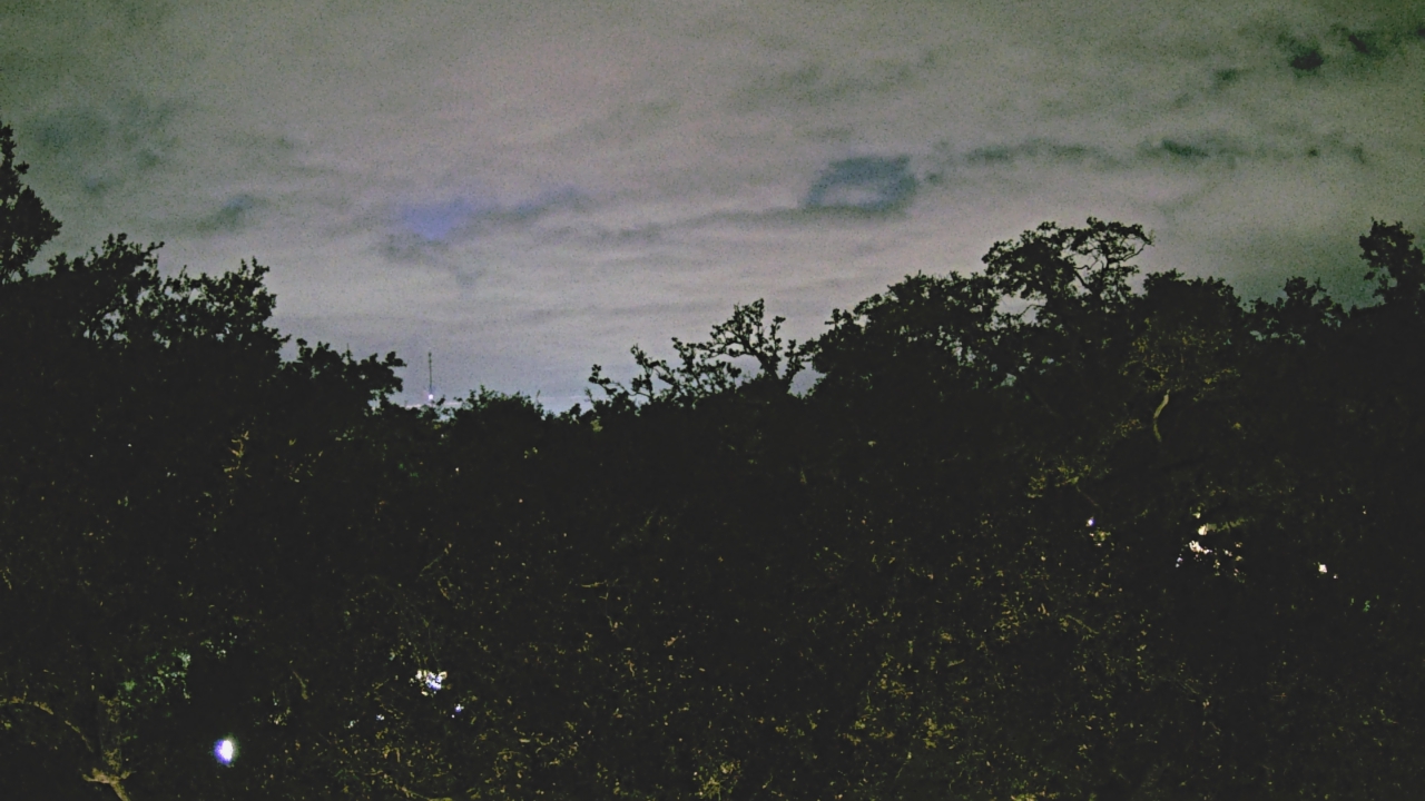 Thumbnail for current weather camera view from Metairie Club Gardens in Metairie, Louisiana