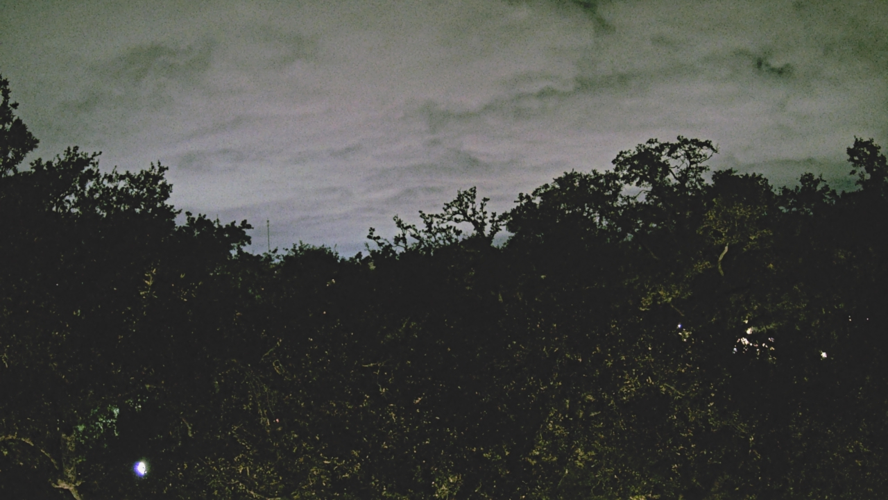 Thumbnail for current weather camera view from Metairie Club Gardens in Metairie, Louisiana