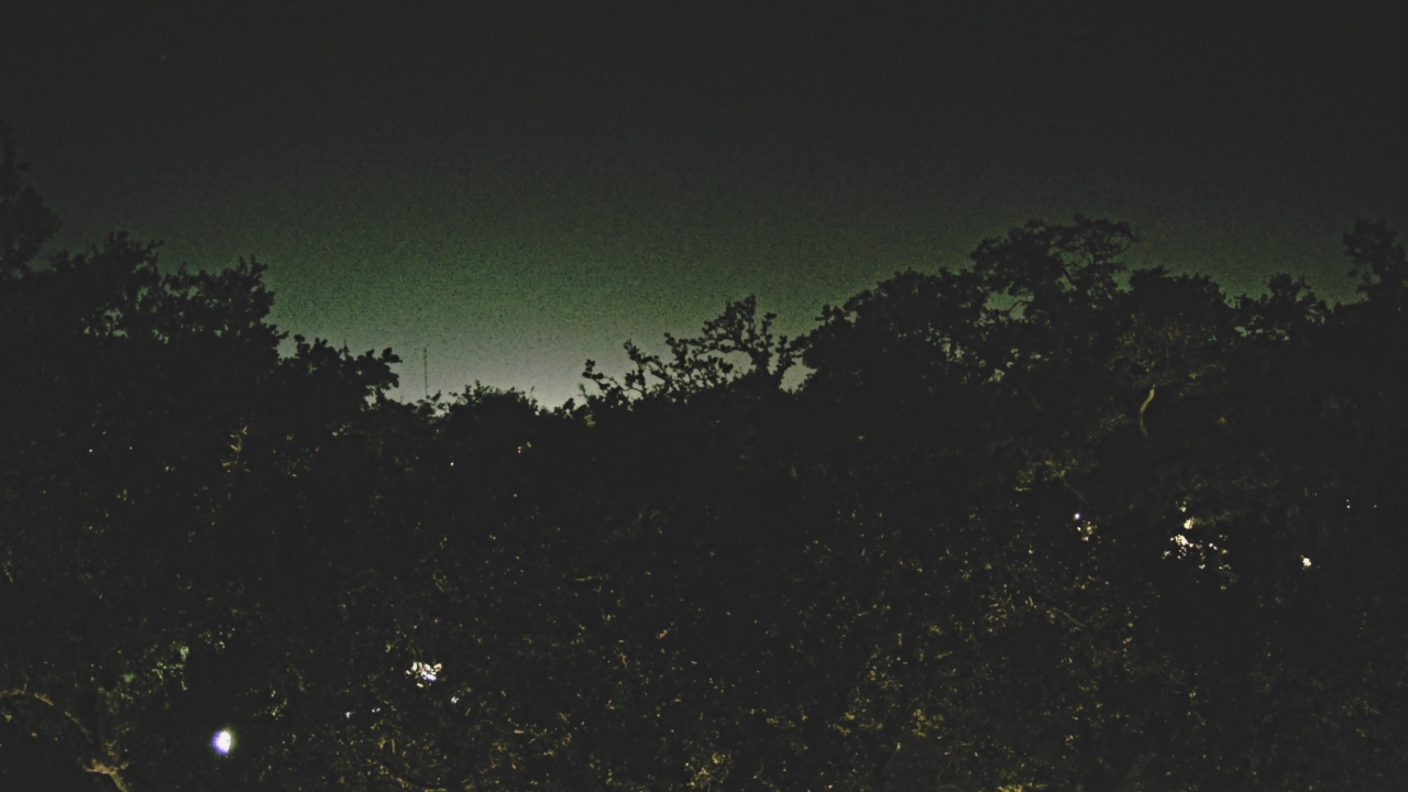 Thumbnail for current weather camera view from Metairie Club Gardens in Metairie, Louisiana