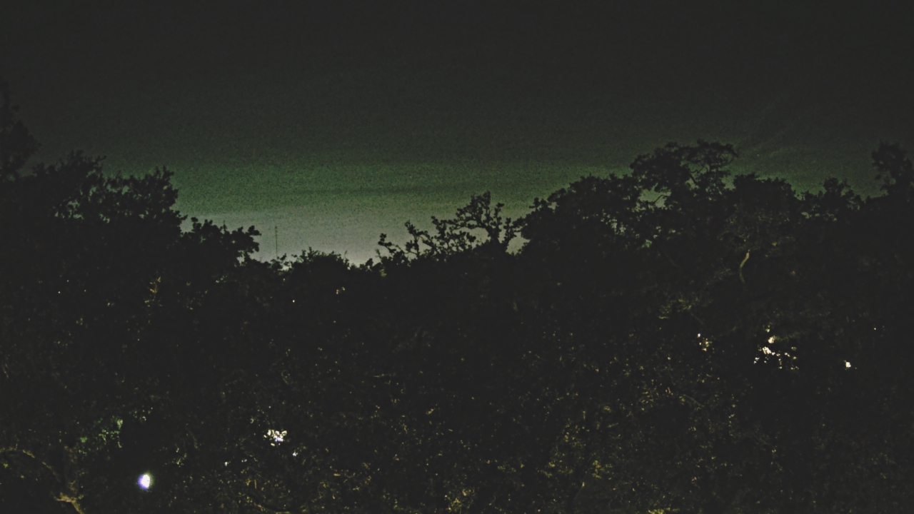 Thumbnail for current weather camera view from Metairie Club Gardens in Metairie, Louisiana