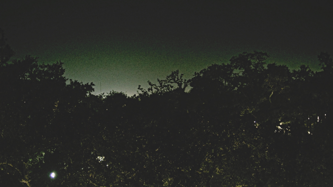 Thumbnail for current weather camera view from Metairie Club Gardens in Metairie, Louisiana