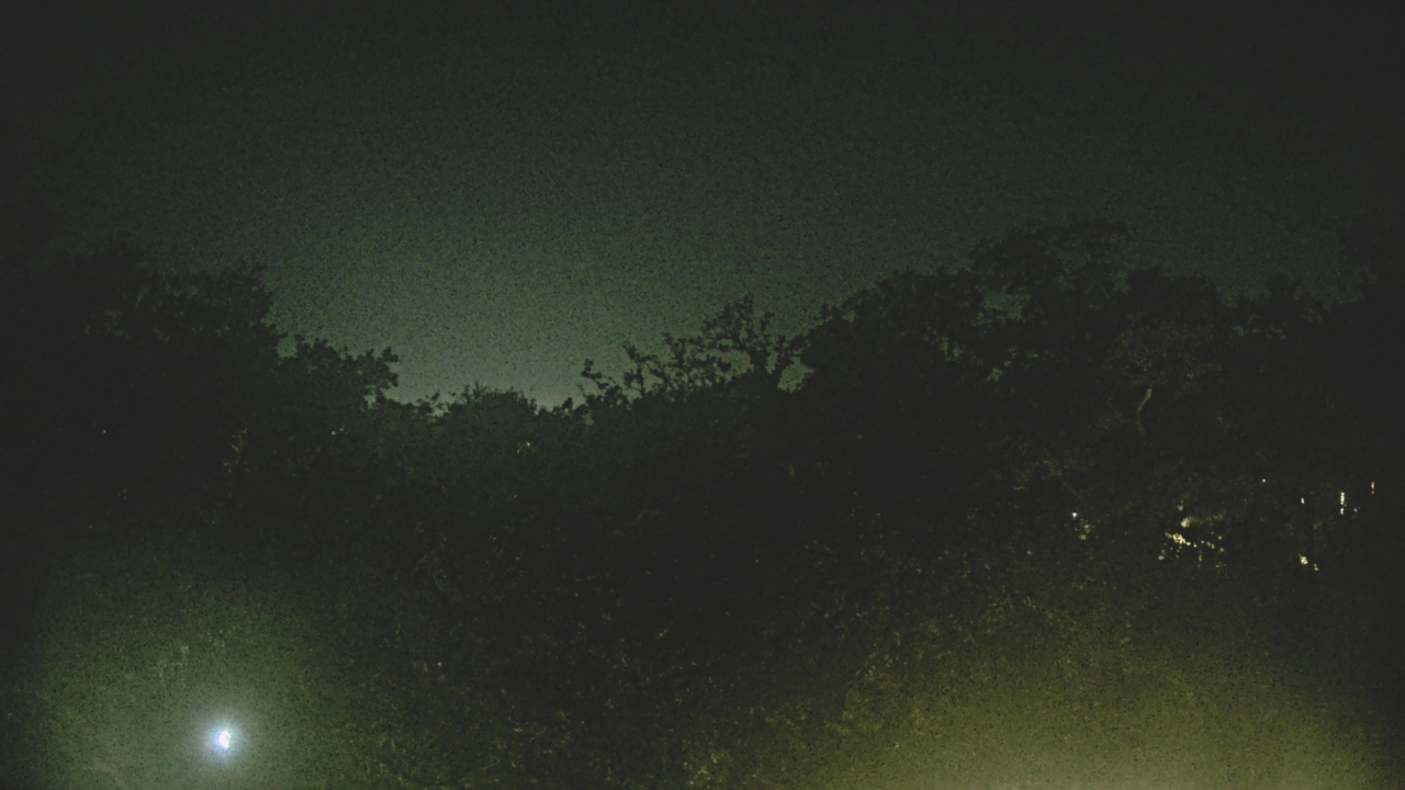 Thumbnail for current weather camera view from Metairie Club Gardens in Metairie, Louisiana