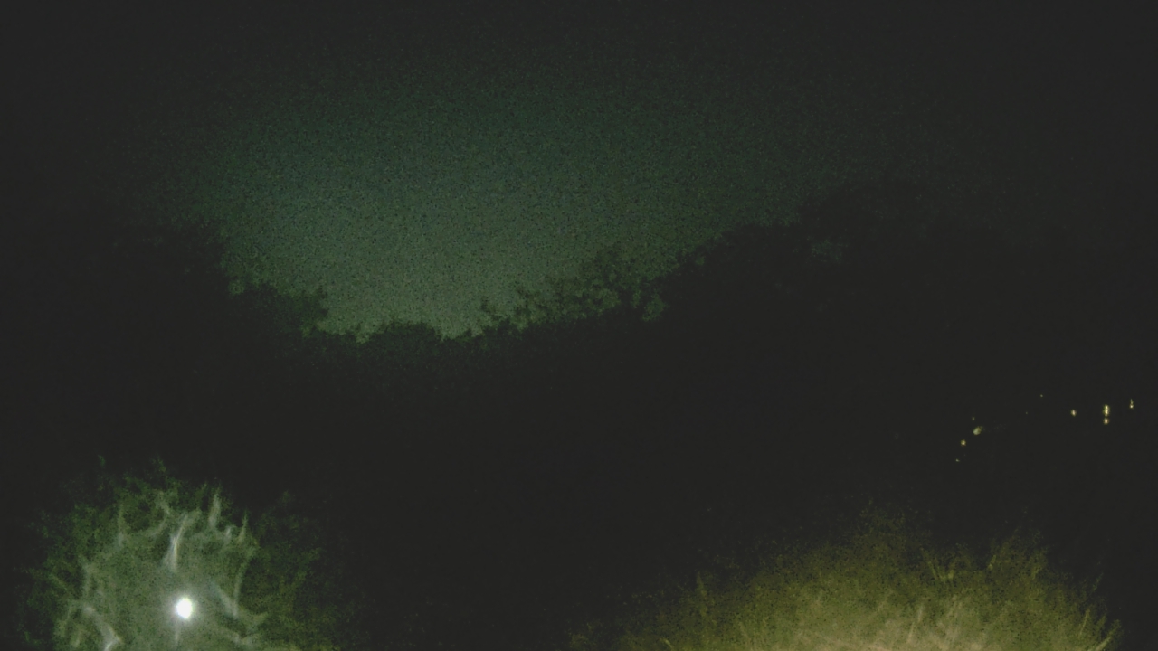 Thumbnail for current weather camera view from Metairie Club Gardens in Metairie, Louisiana