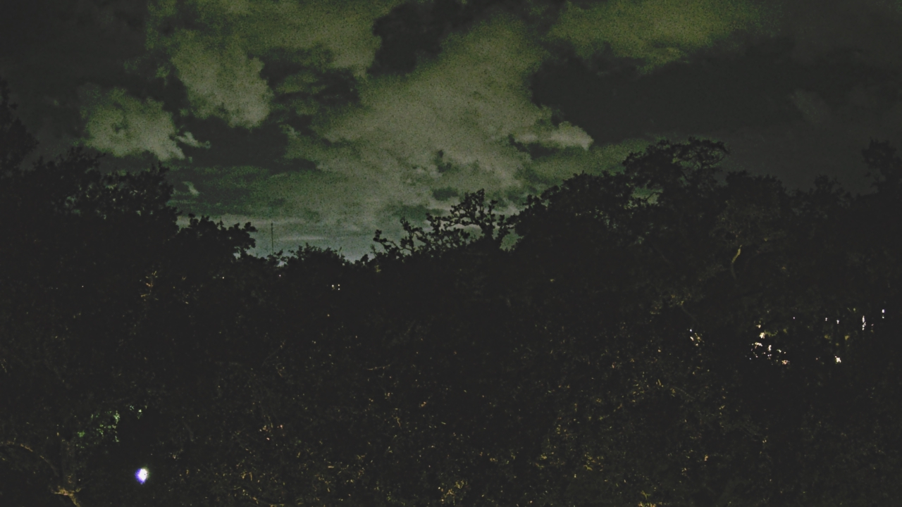 Thumbnail for current weather camera view from Metairie Club Gardens in Metairie, Louisiana