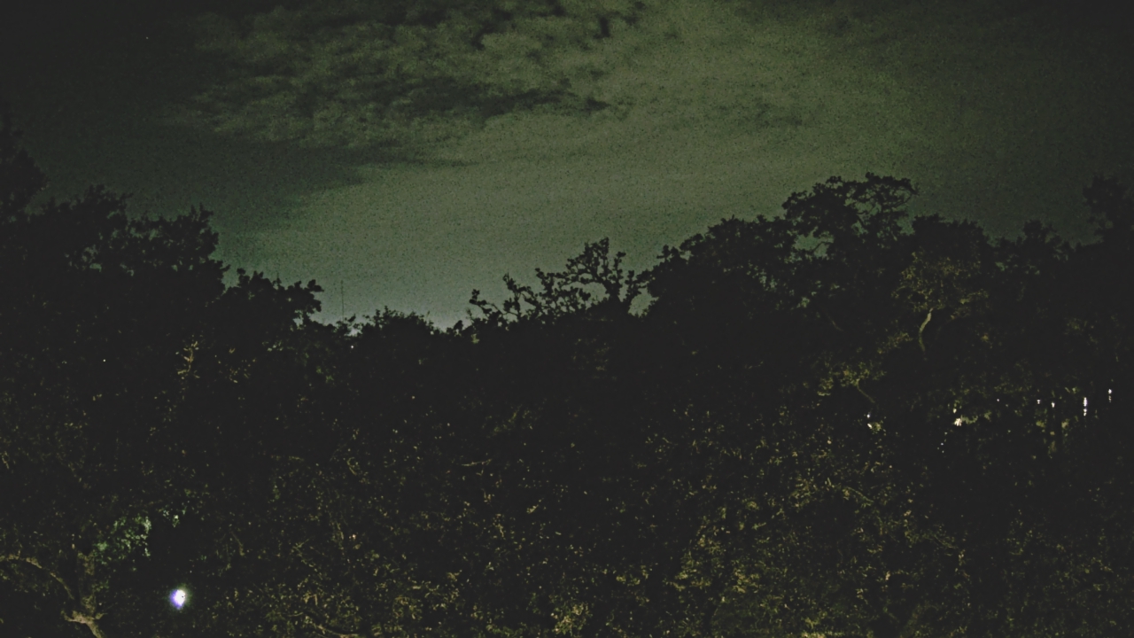 Thumbnail for current weather camera view from Metairie Club Gardens in Metairie, Louisiana