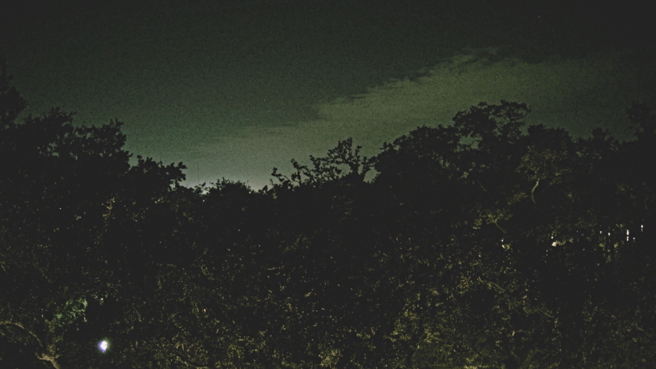 Thumbnail for current weather camera view from Metairie Club Gardens in Metairie, Louisiana