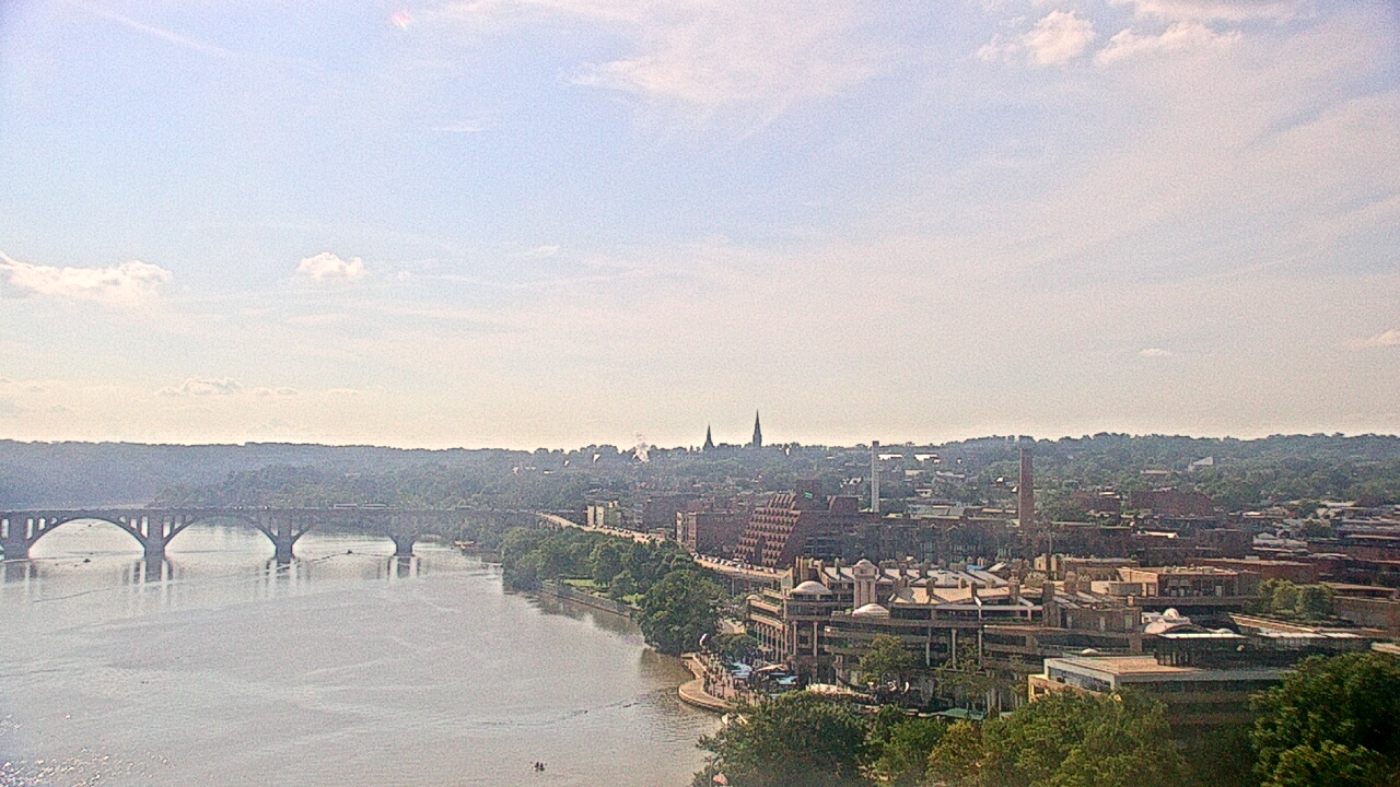 Thumbnail for current weather camera view from The Watergate Hotel in Washington, District Of Columbia