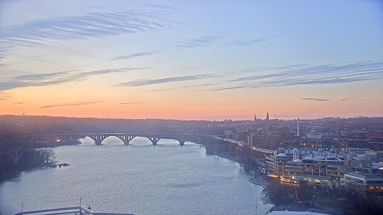Thumbnail for current weather camera view from The Watergate Hotel in Washington, District Of Columbia