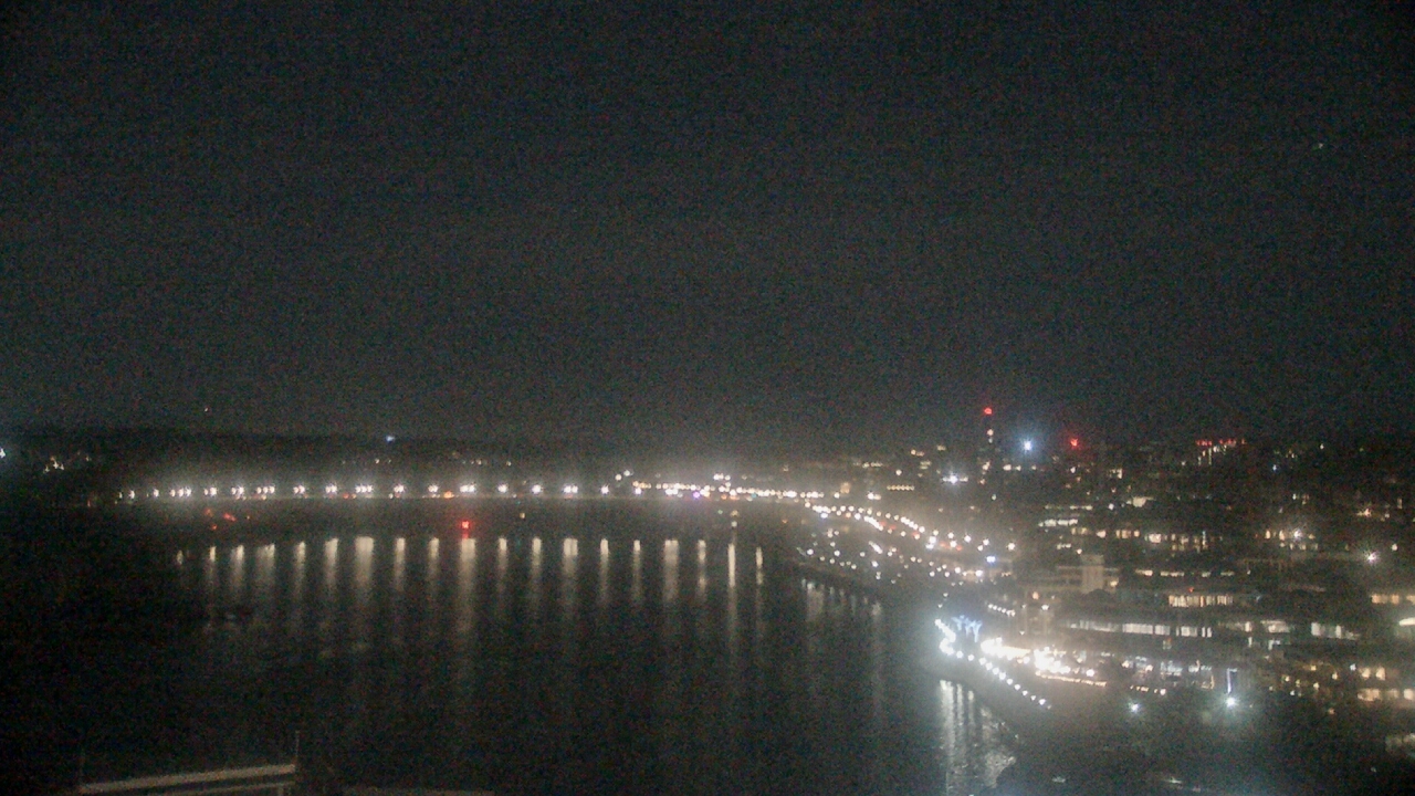 Thumbnail for current weather camera view from The Watergate Hotel in Washington, District Of Columbia