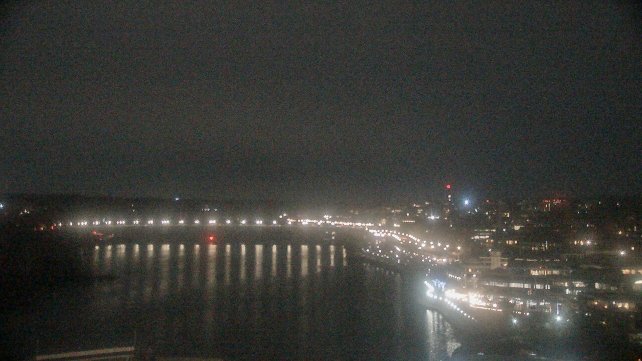 Thumbnail for current weather camera view from The Watergate Hotel in Washington, District Of Columbia