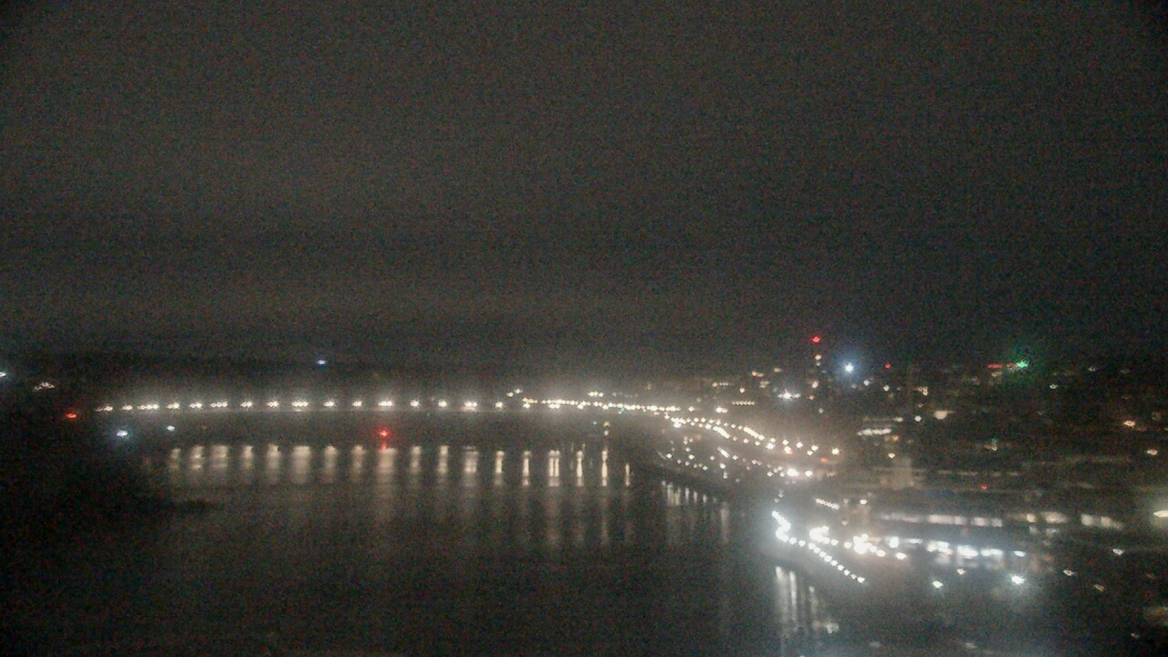 Thumbnail for current weather camera view from The Watergate Hotel in Washington, District Of Columbia