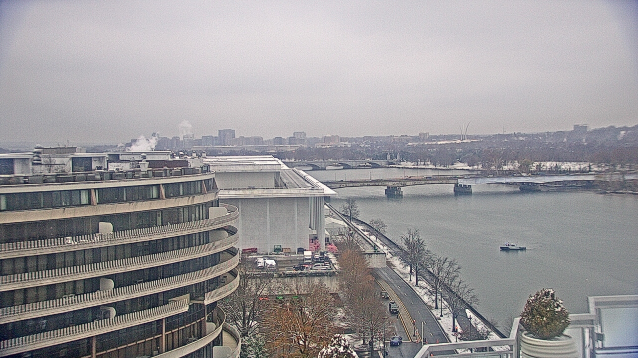 Thumbnail for current weather camera view from The Watergate Hotel in Washington, District Of Columbia