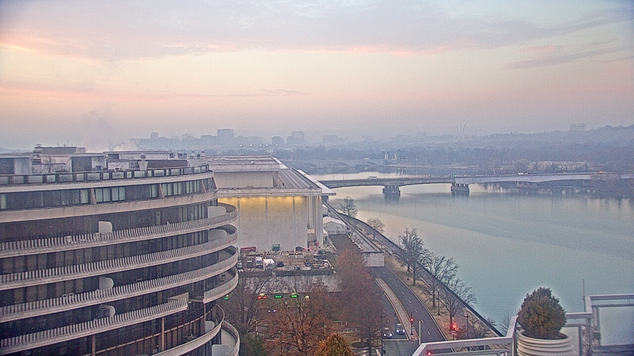 Thumbnail for current weather camera view from The Watergate Hotel in Washington, District Of Columbia