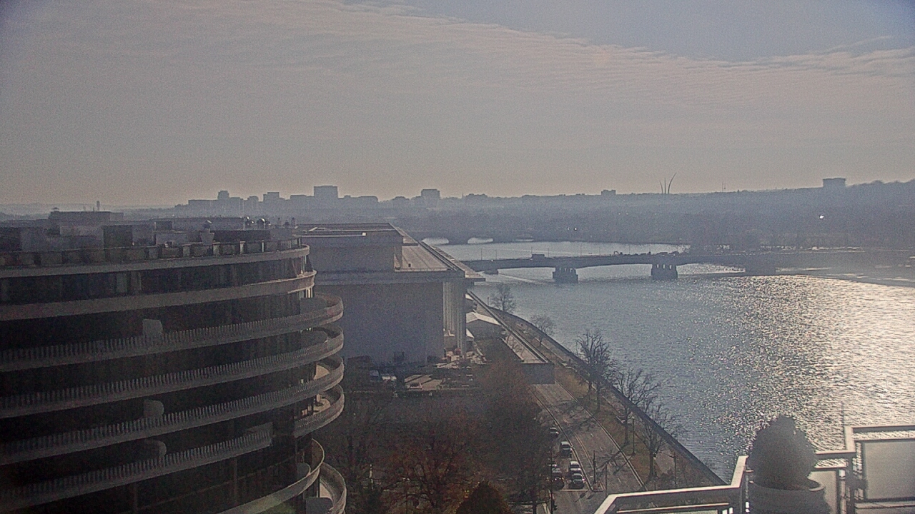 Thumbnail for current weather camera view from The Watergate Hotel in Washington, District Of Columbia