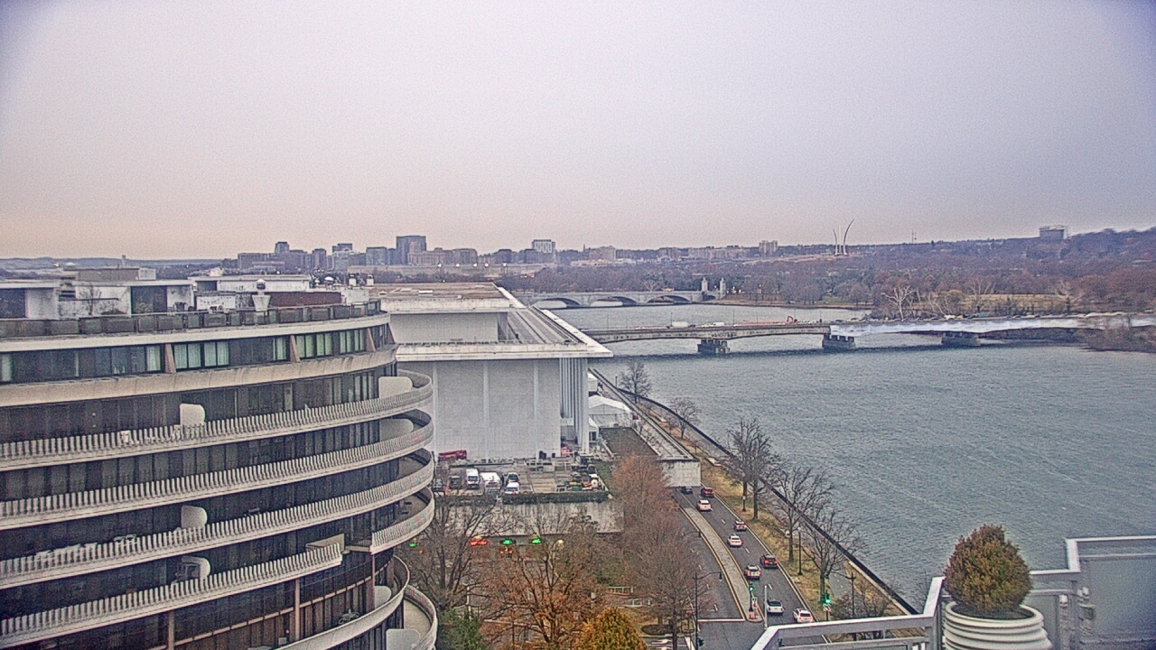 Thumbnail for current weather camera view from The Watergate Hotel in Washington, District Of Columbia
